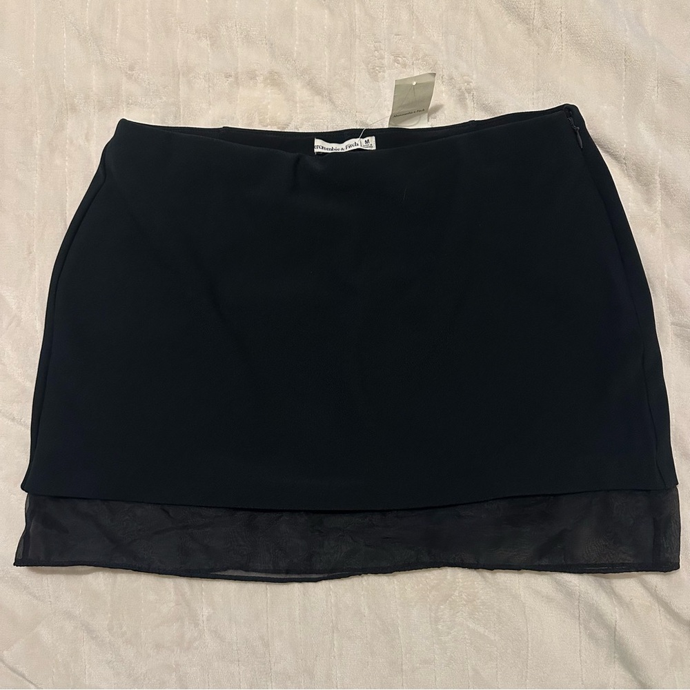 NWT ✨ Abercrombie & Fitch Mini Skort with Sheer Hem